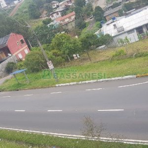 Terreno com 390m², no bairro Marechal Floriano em Caxias do Sul para Comprar