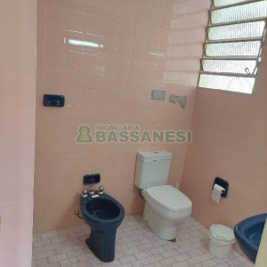 Apartamento com 110m², 3 dormitórios, 1 vaga, no bairro São Pelegrino em Caxias do Sul para Comprar