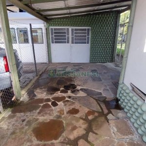 Casa com 85m², 3 dormitórios, 3 vagas, no bairro Santa Catarina em Caxias do Sul para Comprar