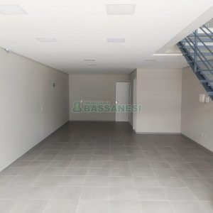 Loja com 121m², no bairro Santa Catarina em Caxias do Sul para Alugar
