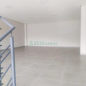 Loja com 121m², no bairro Santa Catarina em Caxias do Sul para Alugar