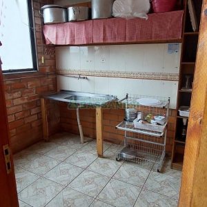 Loja com 400m², no bairro De Lazzer em Caxias do Sul para Alugar