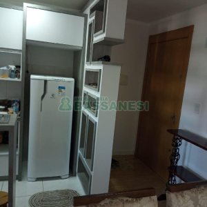 Apto Mobiliado com 80m², 2 dormitórios, 1 vaga, no bairro Planalto em Caxias do Sul para Alugar