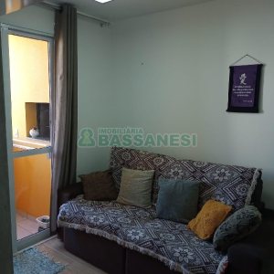 Apto Mobiliado com 80m², 2 dormitórios, 1 vaga, no bairro Planalto em Caxias do Sul para Alugar