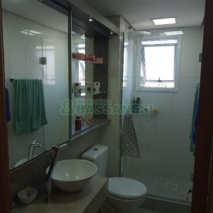 Apto Mobiliado com 80m², 2 dormitórios, 1 vaga, no bairro Planalto em Caxias do Sul para Alugar