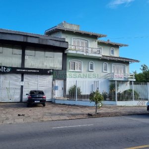 Pavilhão com 400m², no bairro Cruzeiro em Caxias do Sul para Comprar