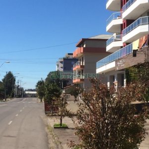 Pavilhão com 400m², no bairro Cruzeiro em Caxias do Sul para Comprar