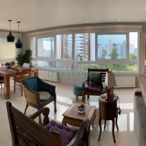 Apto Mobiliado com 174m², 3 dormitórios, 2 vagas, no bairro Lourdes em Caxias do Sul para Comprar