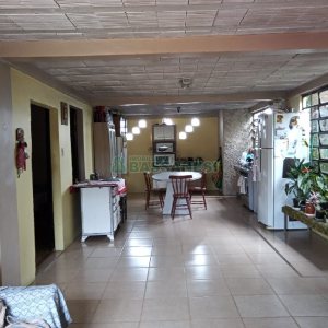 Casa, 3 dormitórios, 1 vaga, no bairro Cidade Nova em Caxias do Sul para Comprar