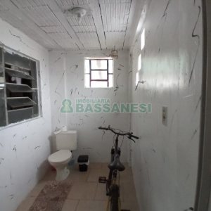 Casa, 3 dormitórios, 1 vaga, no bairro Cidade Nova em Caxias do Sul para Comprar