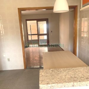 Apartamento com 69m², 2 dormitórios, 2 vagas, no bairro Santa Catarina em Caxias do Sul para Comprar