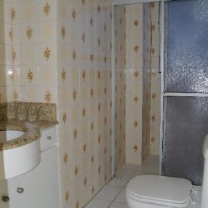 Apartamento com 60m², 2 dormitórios, 1 vaga, no bairro Centro em Caxias do Sul para Alugar
