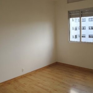 Apartamento com 60m², 2 dormitórios, 1 vaga, no bairro Centro em Caxias do Sul para Alugar