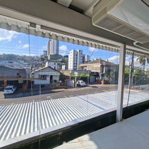 Loja com 196m², no bairro Lourdes em Caxias do Sul para Comprar