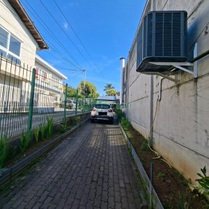 Loja com 196m², no bairro Lourdes em Caxias do Sul para Comprar