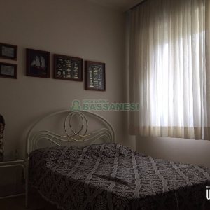 Apartamento com 228m², 4 dormitórios, 1 vaga, no bairro Centro em Caxias do Sul para Comprar