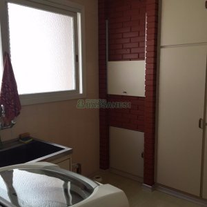 Apartamento com 228m², 4 dormitórios, 1 vaga, no bairro Centro em Caxias do Sul para Comprar