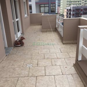 Apartamento com 228m², 4 dormitórios, 1 vaga, no bairro Centro em Caxias do Sul para Comprar