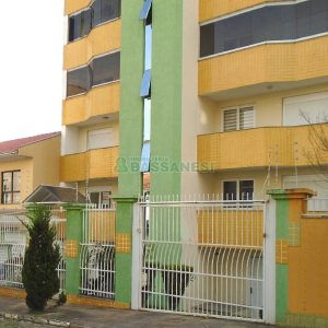 Apartamento com 78m², 2 dormitórios, 2 vagas, no bairro Charqueadas em Caxias do Sul para Comprar