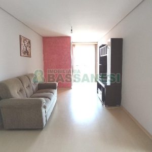 Apartamento com 78m², 2 dormitórios, 2 vagas, no bairro Charqueadas em Caxias do Sul para Comprar