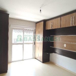 Apto Mobiliado com 78m², 2 dormitórios, 2 vagas, no bairro Charqueadas em Caxias do Sul para Comprar