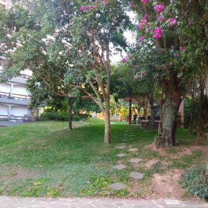 Apartamento com 200m², 3 dormitórios, 2 vagas, no bairro Universitário em Caxias do Sul para Comprar