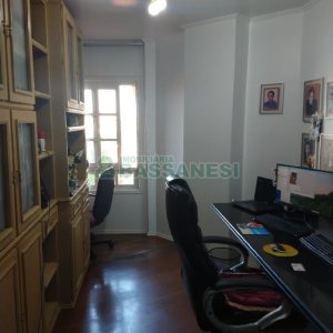 Apartamento com 200m², 3 dormitórios, 2 vagas, no bairro Universitário em Caxias do Sul para Comprar