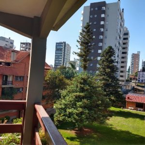 Apartamento com 200m², 3 dormitórios, 2 vagas, no bairro Universitário em Caxias do Sul para Comprar