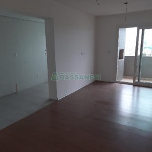Apartamento com 92m², 3 dormitórios, 2 vagas, no bairro Rio Branco em Caxias do Sul para Comprar