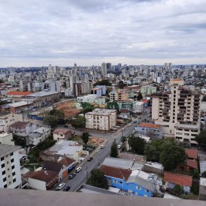 Apartamento com 92m², 3 dormitórios, 2 vagas, no bairro Rio Branco em Caxias do Sul para Comprar