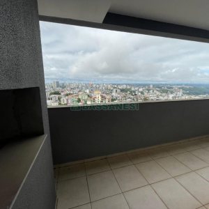 Apartamento com 92m², 3 dormitórios, 2 vagas, no bairro Rio Branco em Caxias do Sul para Comprar
