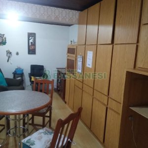 Casa com 196m², 4 dormitórios, 2 vagas, no bairro Panazzolo em Caxias do Sul para Comprar