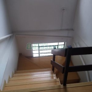 Casa com 196m², 4 dormitórios, 2 vagas, no bairro Panazzolo em Caxias do Sul para Comprar