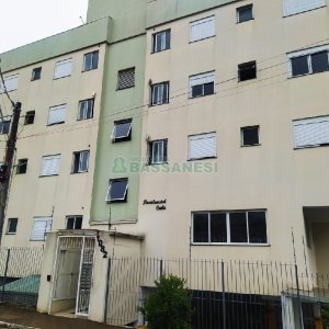 Apartamento com 52m², 2 dormitórios, 1 vaga, no bairro Charqueadas em Caxias do Sul para Comprar