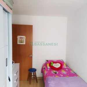 Apartamento com 52m², 2 dormitórios, 1 vaga, no bairro Charqueadas em Caxias do Sul para Comprar