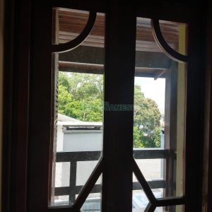 Casa com 495m², 3 dormitórios, 2 vagas, no bairro Santa Catarina em Caxias do Sul para Comprar