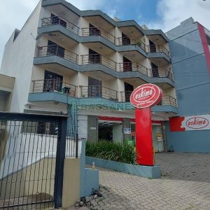 Kitinete com 30m², 1 dormitório, 1 vaga, no bairro Sagrada Família em Caxias do Sul para Alugar