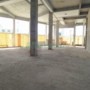 Loja com 450m², 4 vagas, no bairro Marechal Floriano em Caxias do Sul para Alugar