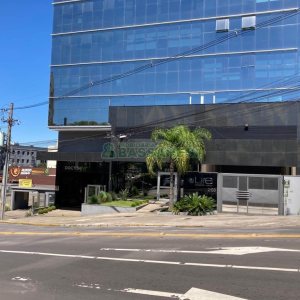 Sala Mobiliada com 20m², no bairro Lourdes em Caxias do Sul para Alugar