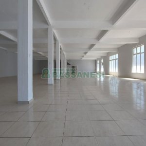 Loja com 500m², no bairro Centro em Caxias do Sul para Alugar ou Comprar