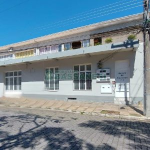Loja com 500m², no bairro Centro em Caxias do Sul para Alugar ou Comprar