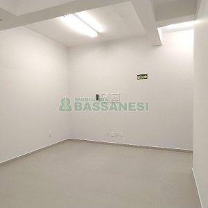 Sala com 142m², no bairro Santa Catarina em Caxias do Sul para Alugar