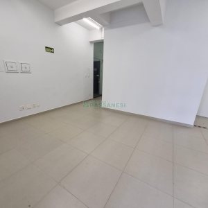 Sala com 142m², no bairro Santa Catarina em Caxias do Sul para Alugar