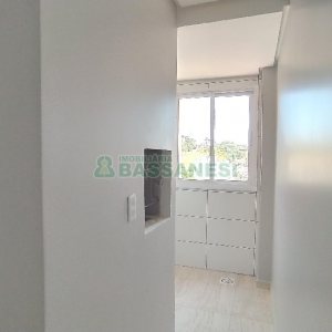 Apartamento com 52m², 2 dormitórios, 1 vaga, no bairro Rio Branco em Caxias do Sul para Alugar