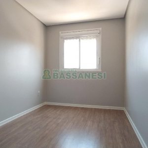 Apartamento com 52m², 2 dormitórios, 1 vaga, no bairro Rio Branco em Caxias do Sul para Alugar