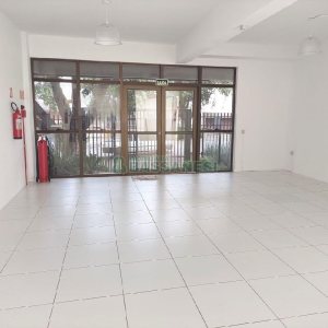 Loja com 300m², no bairro Centro em Caxias do Sul para Alugar