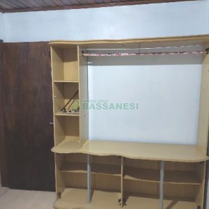 Casa com 154m², 3 dormitórios, 3 vagas, no bairro Charqueadas em Caxias do Sul para Comprar