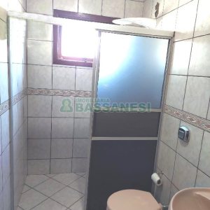 Casa com 154m², 3 dormitórios, 3 vagas, no bairro Charqueadas em Caxias do Sul para Comprar