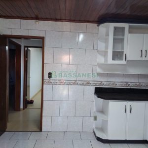 Casa com 154m², 3 dormitórios, 3 vagas, no bairro Charqueadas em Caxias do Sul para Comprar