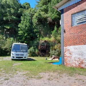 Pavilhão com 1200m², no bairro Santa Fé em Caxias do Sul para Comprar